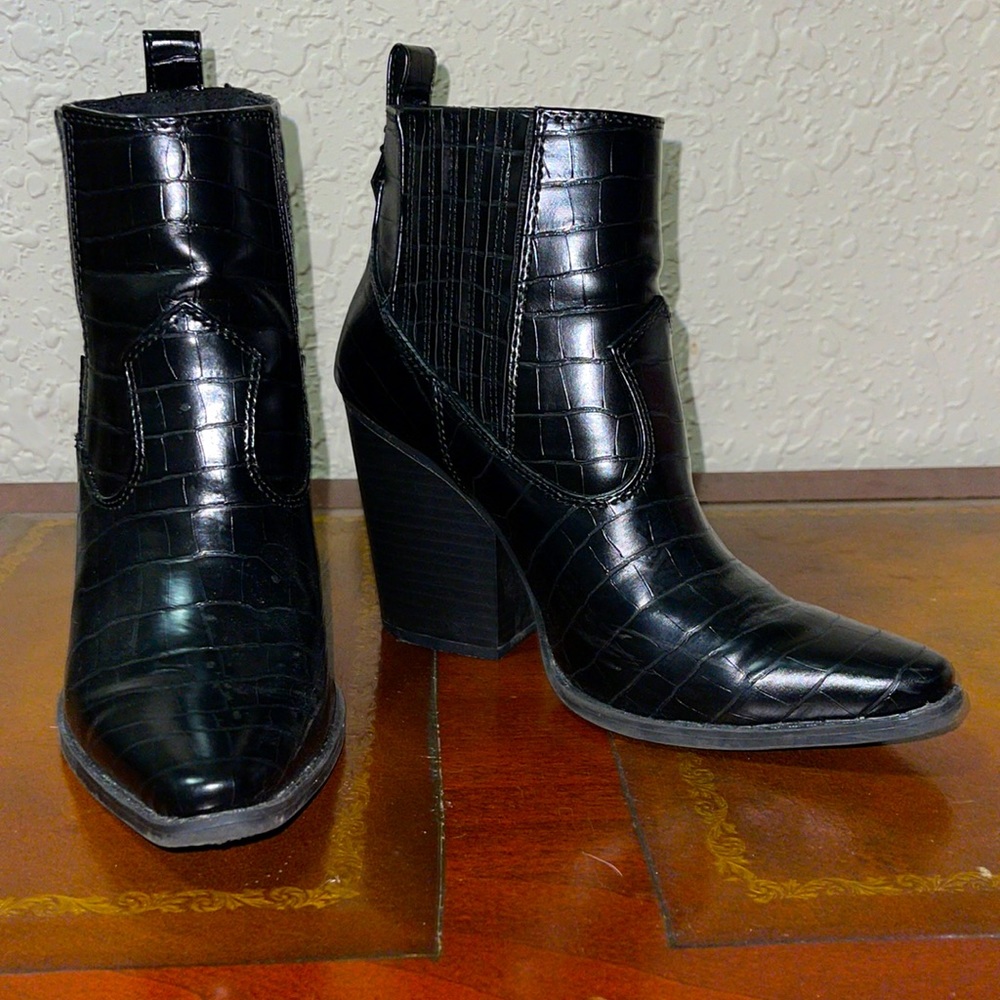She&IN boots